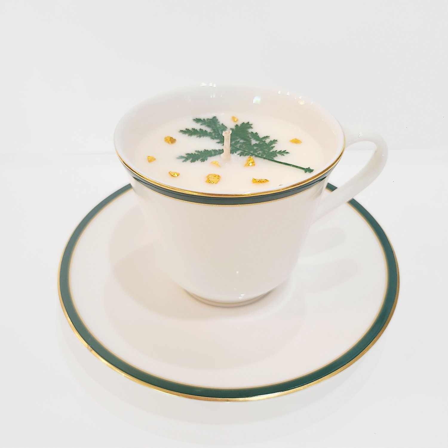 Candela Cafe Winter Holiday Collection Teacup Candle.