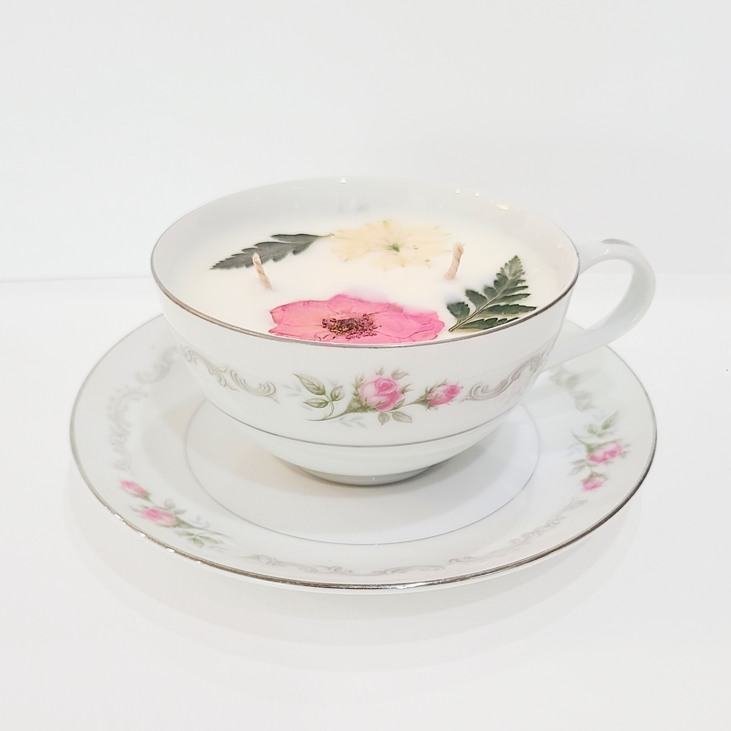 Musky Rose | Mikasa Japan 1980's Vintage Teacup Candle