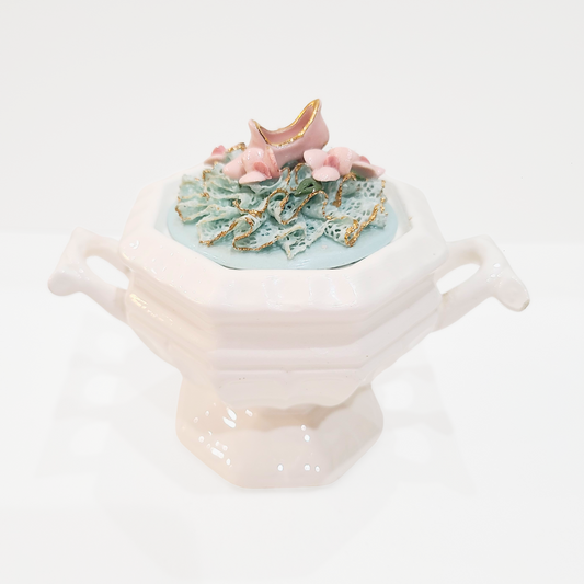 Musky Rose | "Heeled Shoe" Vintage Tureen Candle