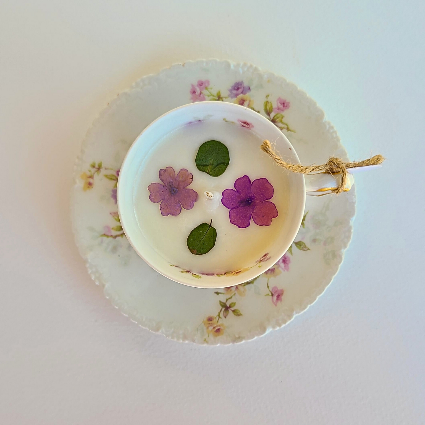 Musky Rose | 1950's Vintage France Teacup Candle