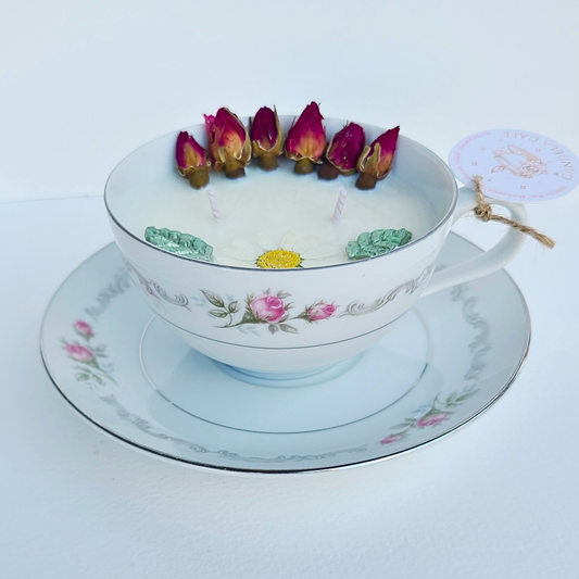 Blushing Willow | 1970's Japanese Teacup Candle